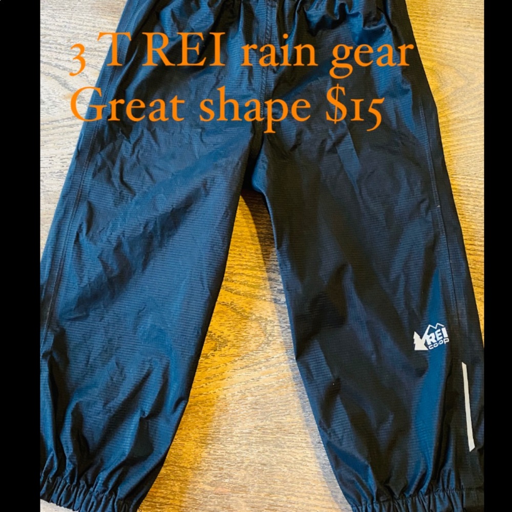 REI rain pants